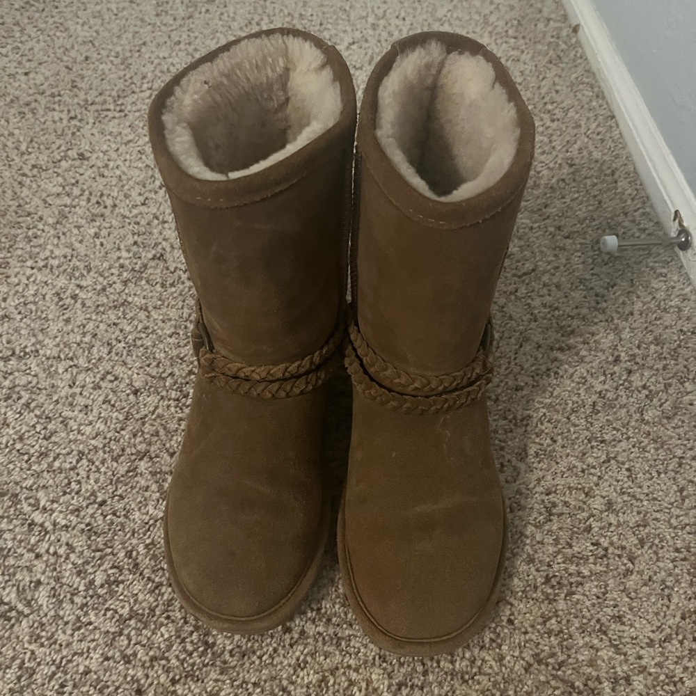 Brown Boots with Braided Detail